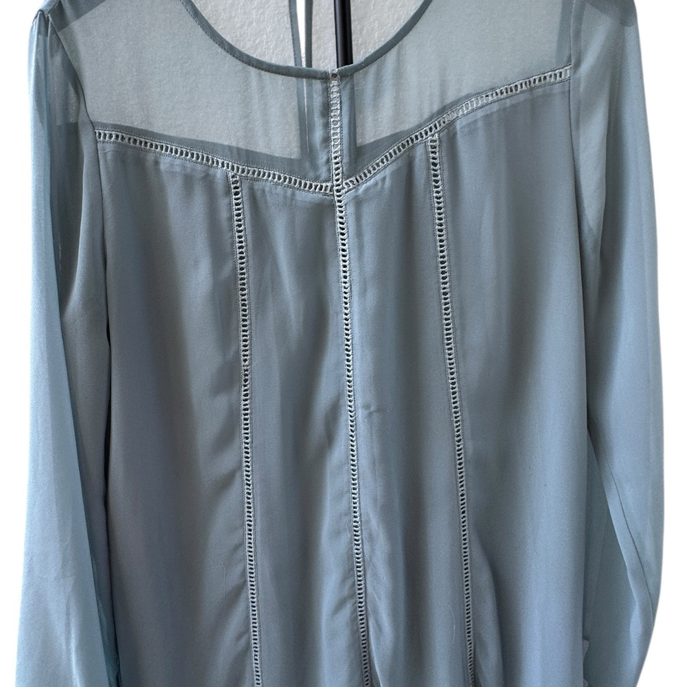 BCBGGeneration Gray Blouse Women’s L Sheer Lined Long Sleeve Ruffle Hem - Picture 7 of 9